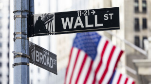 Wall Street apre positiva, Dj +0,04%, Nasdaq +0,13%
