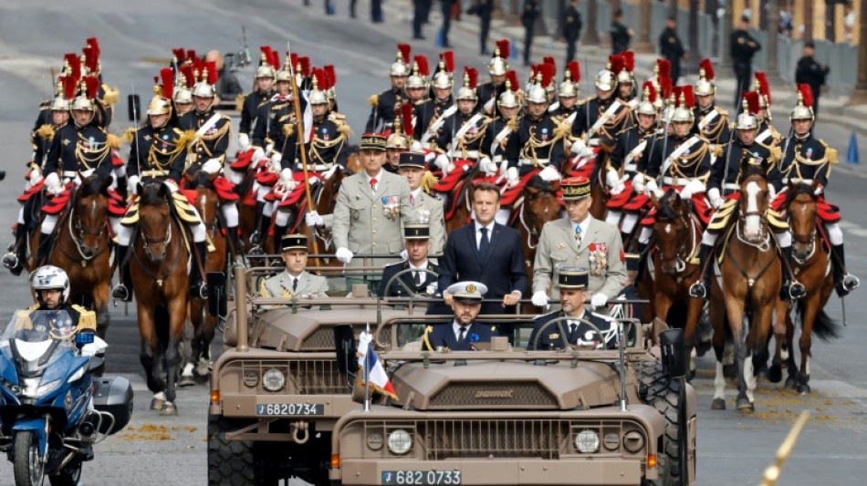 Fran&ccedil;a celebra festa nacional com forte mobiliza&ccedil;&atilde;o policial