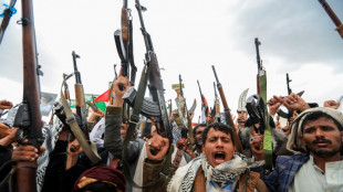 Bombardeos de EEUU e Israel en Yemen tras ataque con misil a principal aeropuerto israel&iacute;