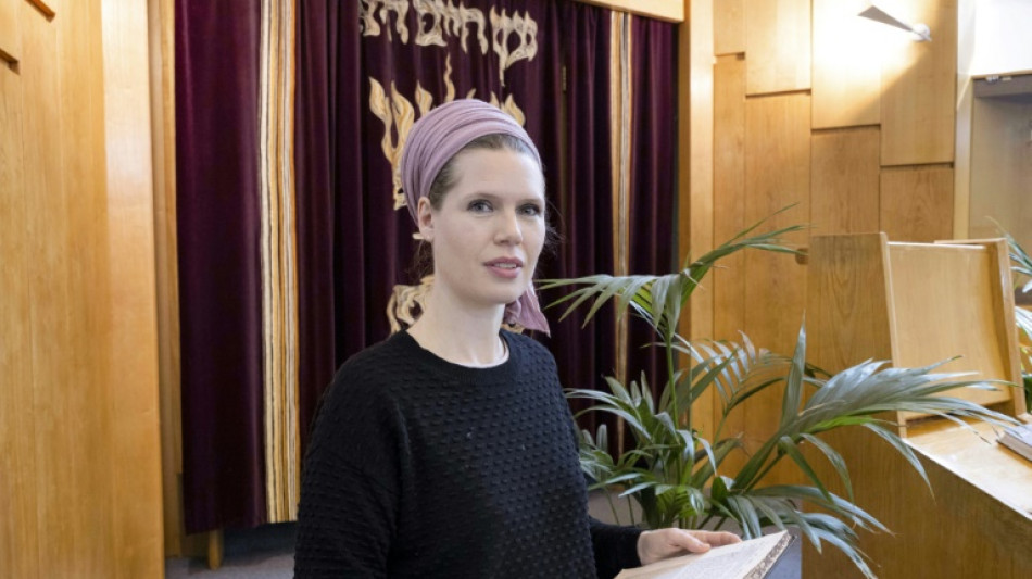 Christian-born female rabbi shakes up Jewish Orthodoxy 