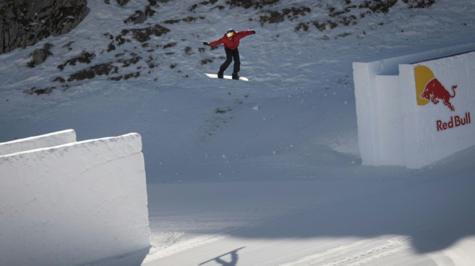 Snowboard: le parcours de r&ecirc;ve dans les falaises de Pierre Vaultier