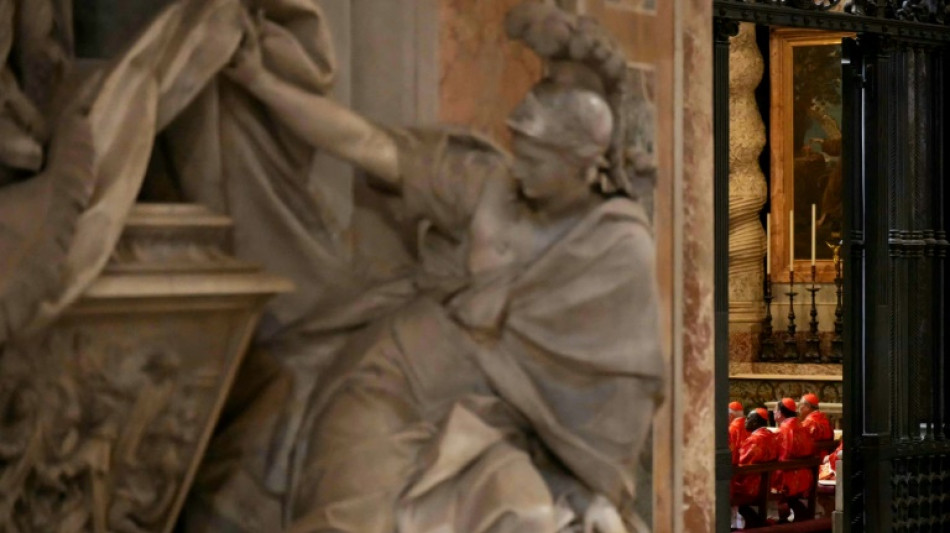 Kardinal Re bittet f&uuml;r Konklave um richtigen Papst f&uuml;r "Wendepunkt der Geschichte" 