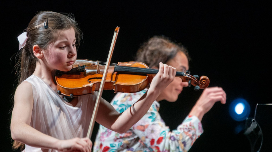 Il premio Postacchini a una violinista francese di 11 anni