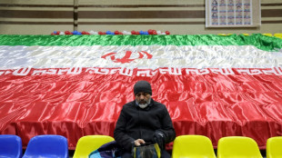 Iraner wählen ohne Aussicht auf Veränderung neues Parlament