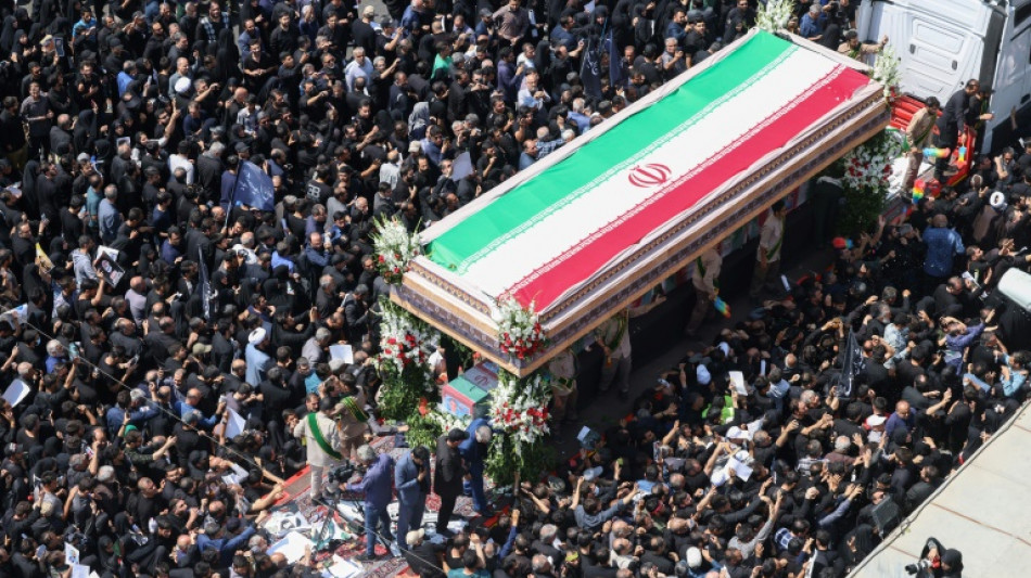 Iran: le pr&eacute;sident Ra&iuml;ssi enterr&eacute; dans la ville sainte de Mashhad