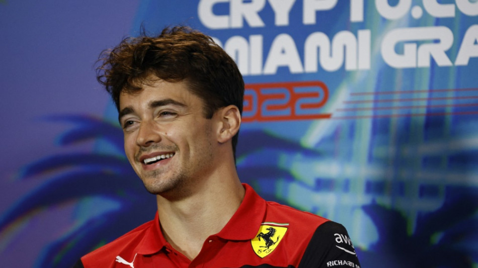 Leclerc holt Pole in Miami - auch Sainz im zweiten Ferrari vor Verstappen