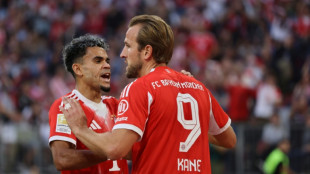 Bayern goleia Hamburgo e se isola na lideran&ccedil;a do Alem&atilde;o