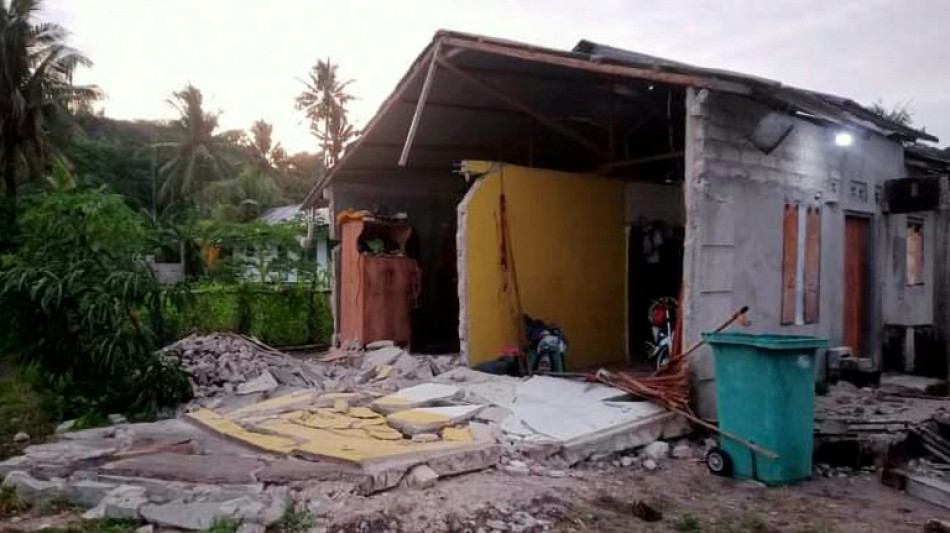 Un sismo de magnitud 7,6 sacude Indonesia, aunque con pocos da&ntilde;os