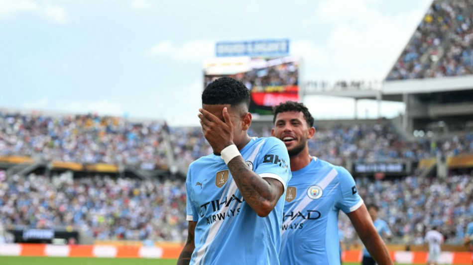 Demonstration gegen Juve - City holt den Gruppensieg