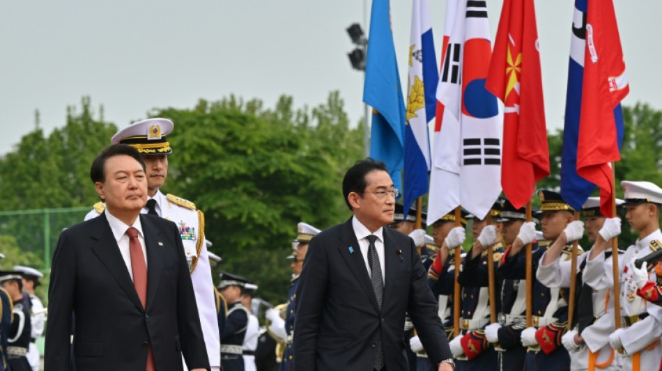 Premier japon&ecirc;s lamenta em Seul o sofrimento dos coreanos durante a ocupa&ccedil;&atilde;o