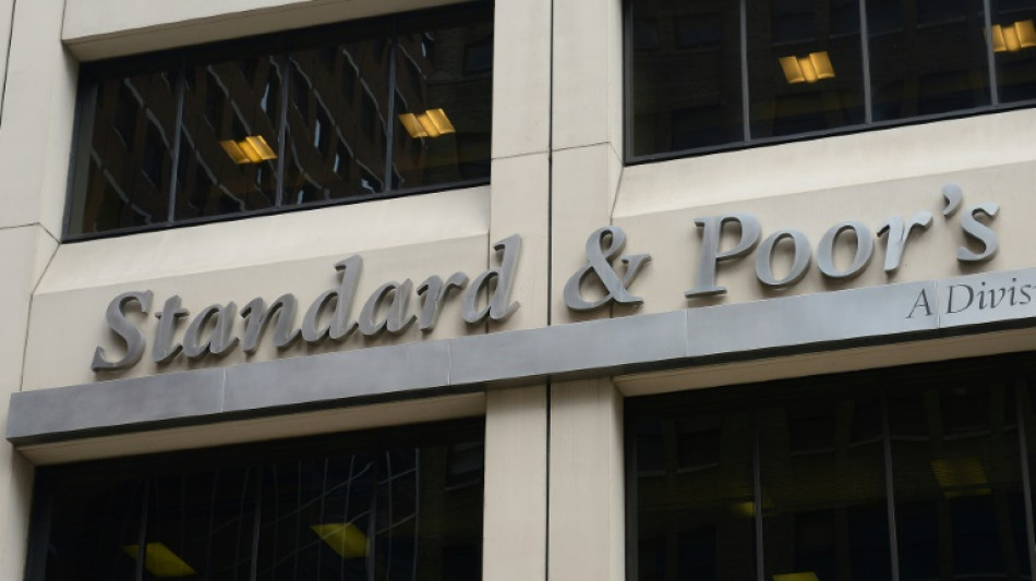 Dette: la France dans l'attente de la sentence de S&P