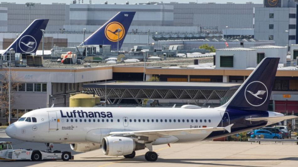 Zahl der Flugg&auml;ste in Deutschland 2022 mehr als verdoppelt