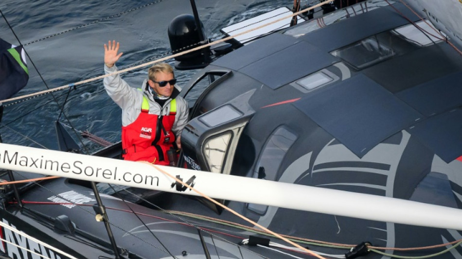 Vend&eacute;e Globe : Maxime Sorel jette l'&eacute;ponge, premier abandon depuis le d&eacute;part