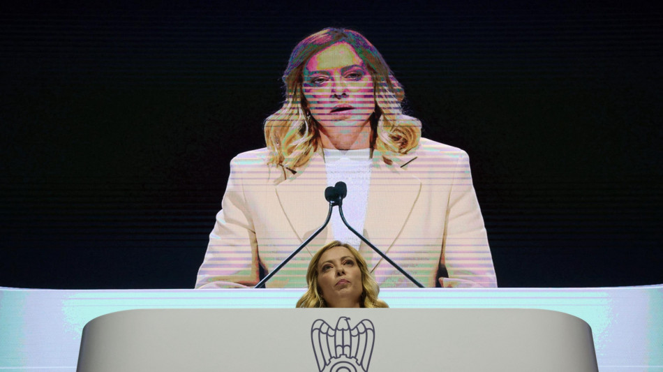 Meloni sull'ex Ilva, tutti aiutino, basta bastoni tra le ruote