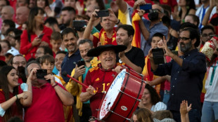 Muere Manolo 'el del Bombo', el aficionado más ilustre de la selección española
