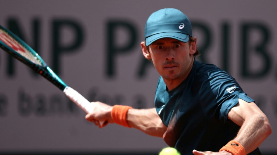 De Minaur blames 'too much tennis' after French Open letdown