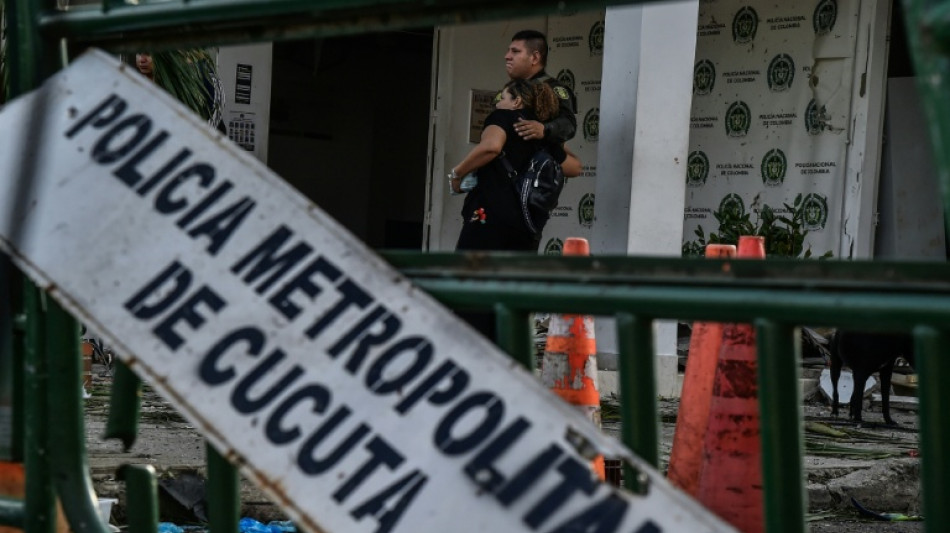 Car bomb at Colombian police station kills one, injures 11