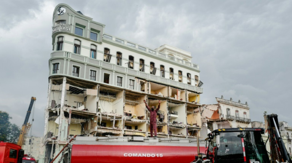 Helfer bergen 27 Tote nach Explosion in Luxushotel in Havanna