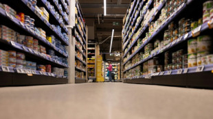 La grande distribution veut &eacute;couler les produits des agriculteurs en difficult&eacute;, avec l'aide des m&eacute;dias