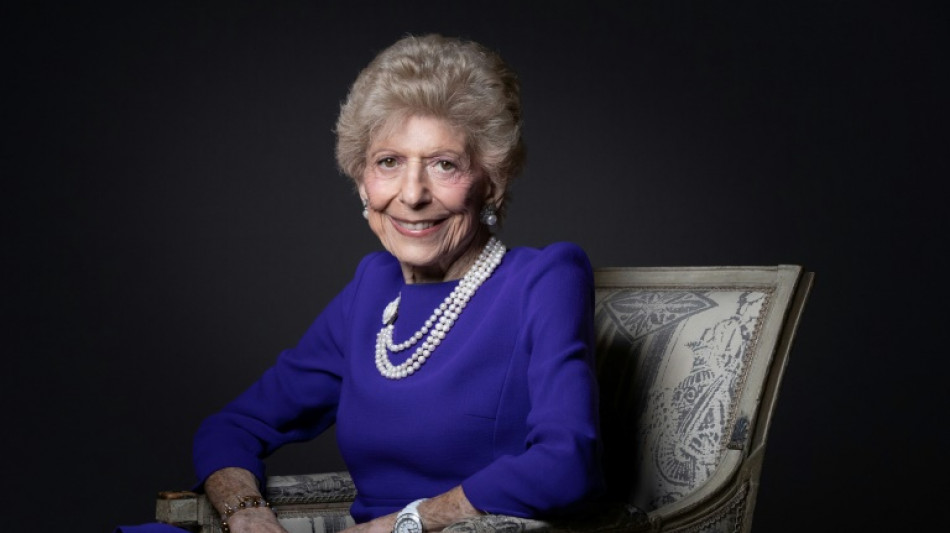 H&eacute;l&egrave;ne Carr&egrave;re d'Encausse: le pronom iel est "un coup de pub"