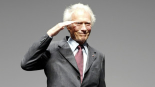 Clint Eastwood diz ser 'falsa' entrevista publicada por jornal austr&iacute;aco