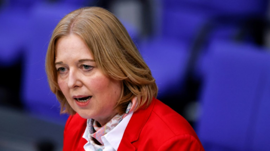 Bas rechnet wegen geplanter Verfassungs&auml;nderungen mit Klagen in Karlsruhe