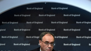 El Banco de Inglaterra realiza una hist&oacute;rica subida de tasas y advierte sobre una recesi&oacute;n