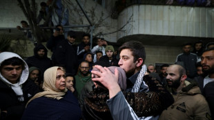 Novos ref&eacute;ns s&atilde;o libertados antes de prorroga&ccedil;&atilde;o da tr&eacute;gua entre Israel e Hamas