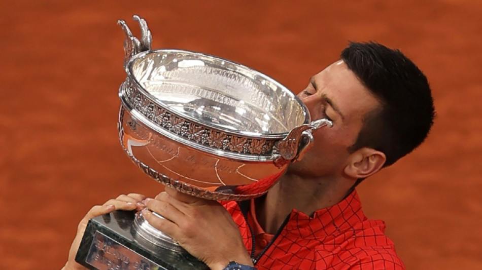 Djokovic asciende a los cielos en Roland Garros con su 23&ordm; Grand Slam