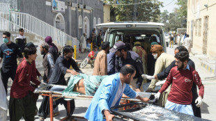 Dutzende Tote bei Selbstmordanschlag an muslimischem Festtag in Pakistan