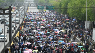 Manifesta&ccedil;&atilde;o de professores gera caos no aeroporto da Cidade do M&eacute;xico