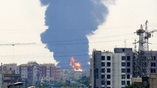 L'arm&eacute;e de l'air isra&eacute;lienne bombarde l'Iran, tirs iraniens meurtriers