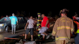 M&aacute;s de 20 muertos por intensos tornados en EEUU