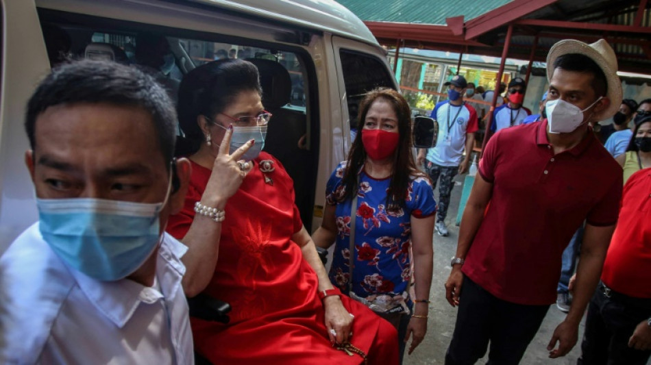 Aux Philippines, Marcos Junior hérite de l'affaire familiale