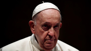 Papa se re&uacute;ne em Portugal com v&iacute;timas de pederastia na Igreja