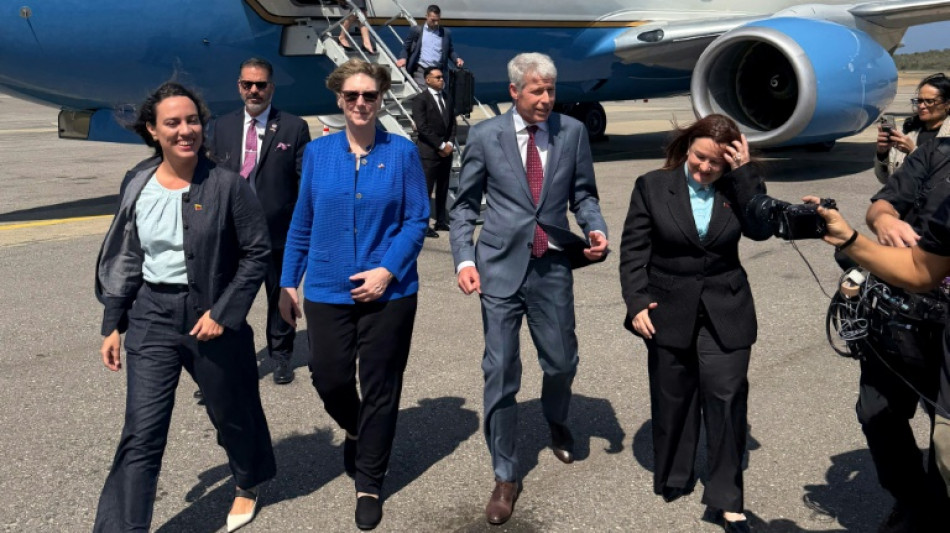 Secret&aacute;rio de Energia dos EUA se re&uacute;ne com presidente interina na Venezuela 