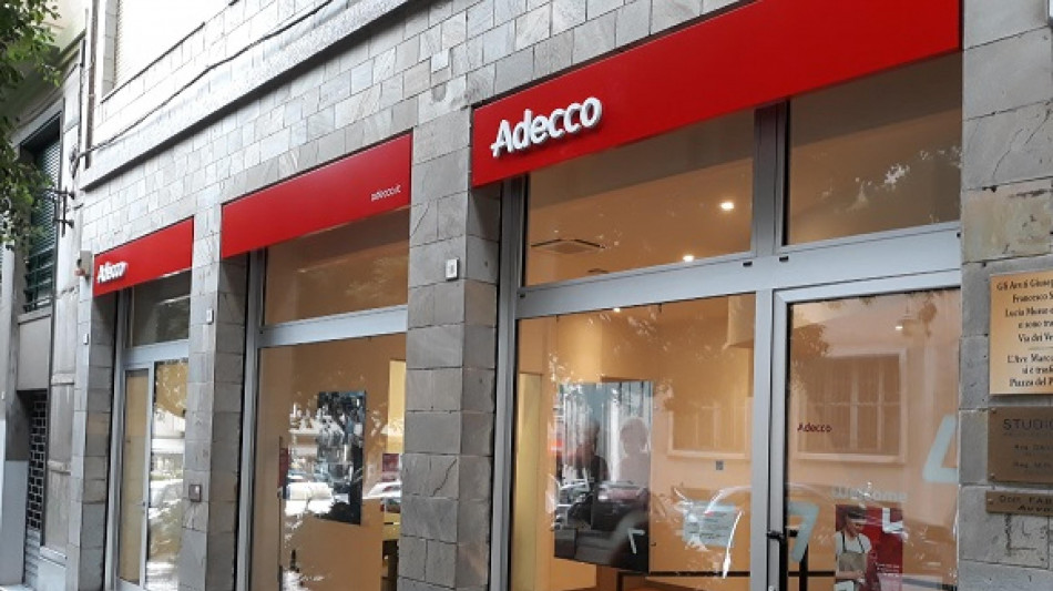 Stop sciopero lavoratori in somministrazione, presidio a Milano