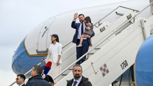 Vance in Rom gelandet - Treffen mit Meloni und Besuch im Vatikan geplant