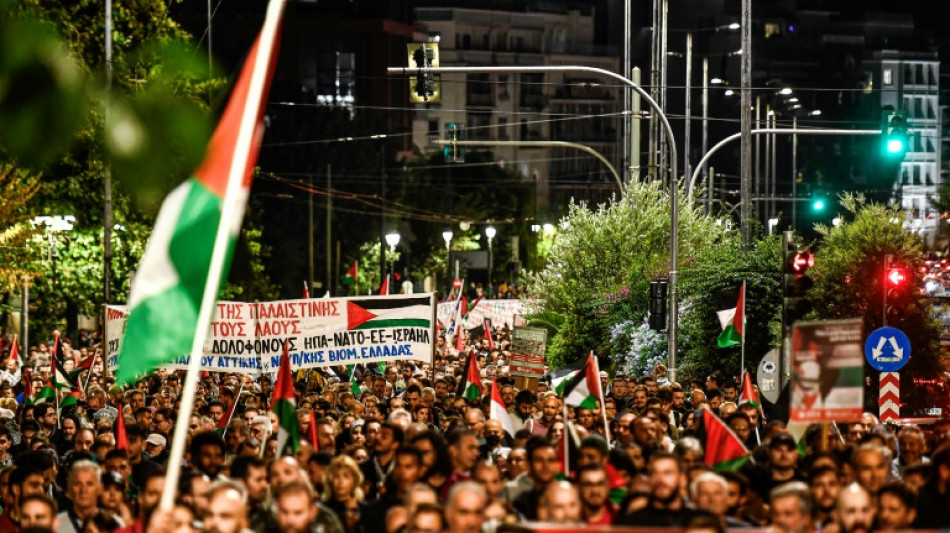 Tausende Menschen demonstrieren in Griechenland f&uuml;r Pal&auml;stinenser