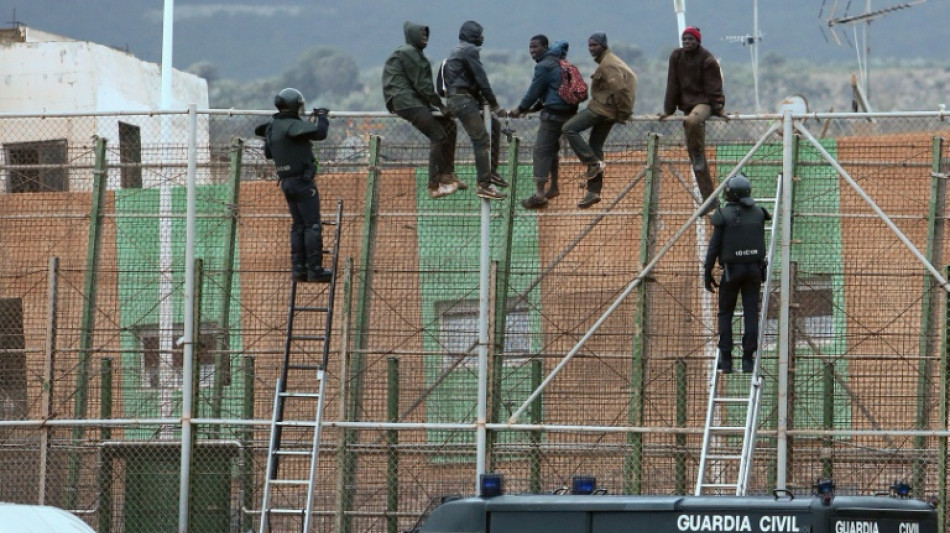 Espagne: nouvelle entrée massive de migrants dans l'enclave de Melilla