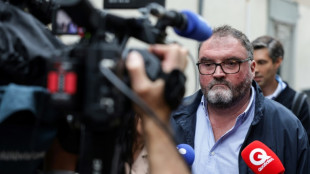 Come&ccedil;a julgamento de anestesista acusado de envenenar 30 pacientes na Fran&ccedil;a