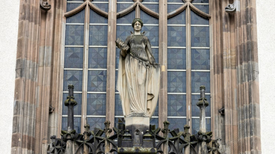 Tochter auf Spielplatz mit Messer get&ouml;tet: Vater soll in psychiatrische Klinik