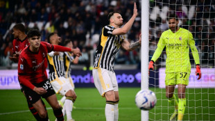 Juventus e Milan ficam no 0 a 0 na luta pelo vice-campeonato