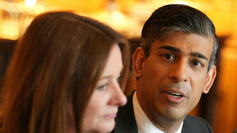 El gobierno brit&aacute;nico quiere prohibir los cursos de identidad de g&eacute;nero en las escuelas