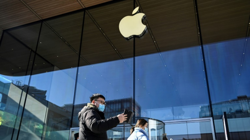 Apple alcanza ingresos r&eacute;cord pese a la escasez mundial de chips