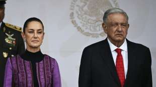 Primeira presidente do M&eacute;xico recebe uma economia carregada de incertezas