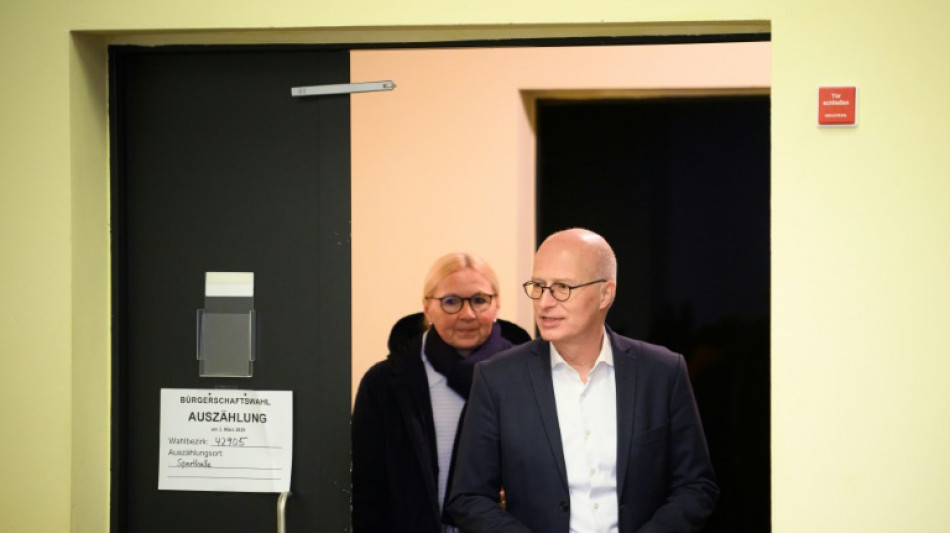In Hamburg zeichnet sich h&ouml;here Wahlbeteiligung ab - Spitzenkandidaten haben gew&auml;hlt