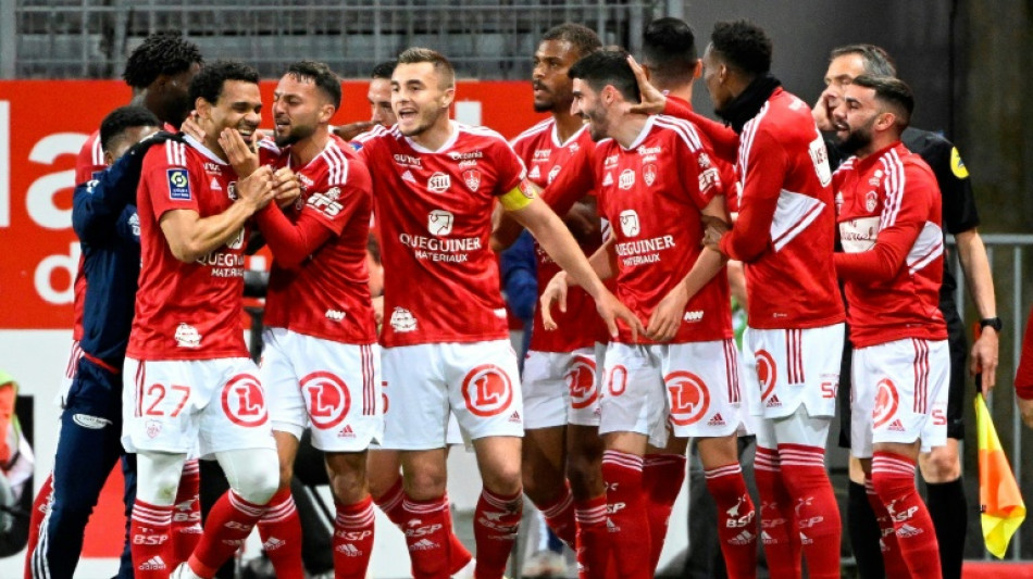 Nantes perde para Brest e entra na zona de rebaixamento do Franc&ecirc;s