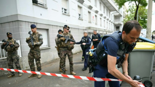 Lyc&eacute;enne tu&eacute;e &agrave; Nantes: le profil de l'agresseur questionne, vive &eacute;motion au lyc&eacute;e