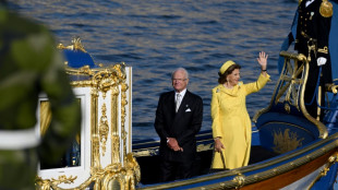 Schweden feiern Parade zum Goldenen Thronjubiläum von König Carl XVI. Gustaf
